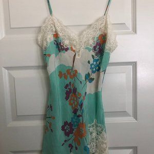 Samantha Chang Silk Floral Chemise Size Small